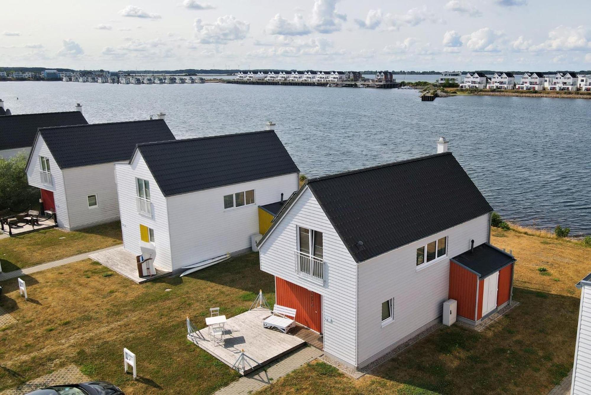 Ferienhaus Lieblingsplatz By Seeblick Ferien Oro, Direkte Wasserlage,Sauna,Kamin Olpenitz Exterior foto